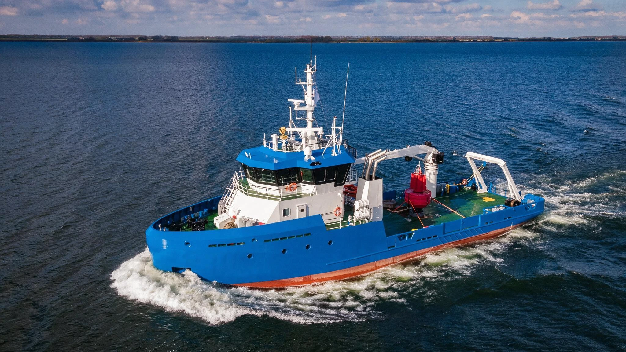 Vessel Chartering & Ship Management